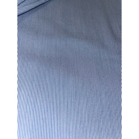 Van Heusen flex slim fit stretch size medium. Blue and white pinstripe. 15 32/33 - Picture 3 of 3